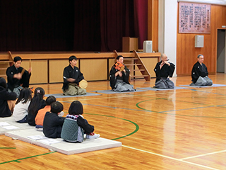 能楽体験鑑賞教室